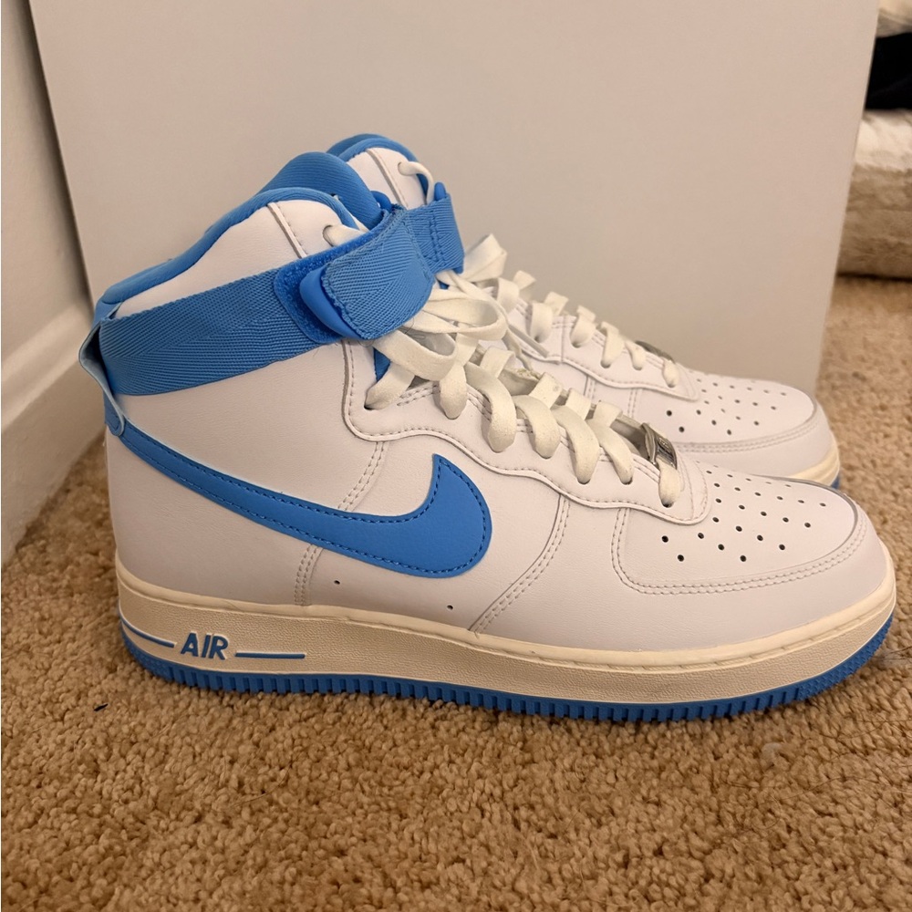 light blue and white nike air force 1 high tops with removable velcro strap - Picture 3 of 9